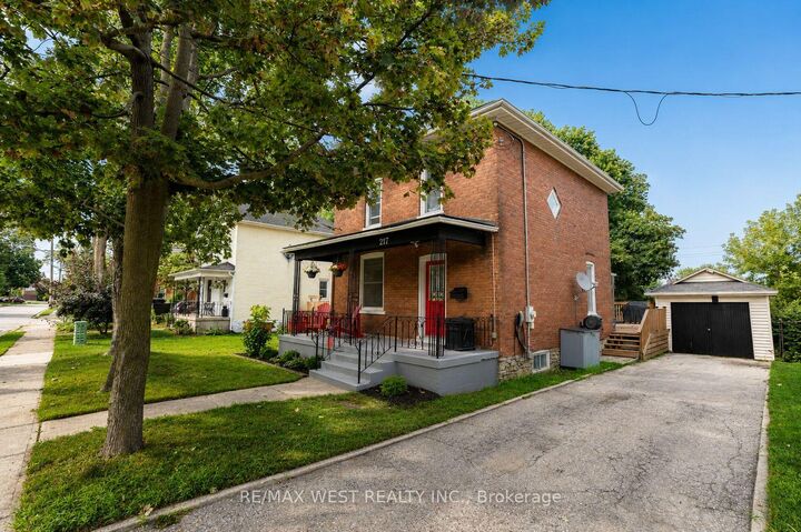 Property Photo: 217 Hexam Street ON N3H 4A3