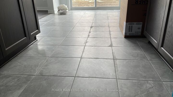 Property Photo: 622 Allied Mews ON K2S 3A1