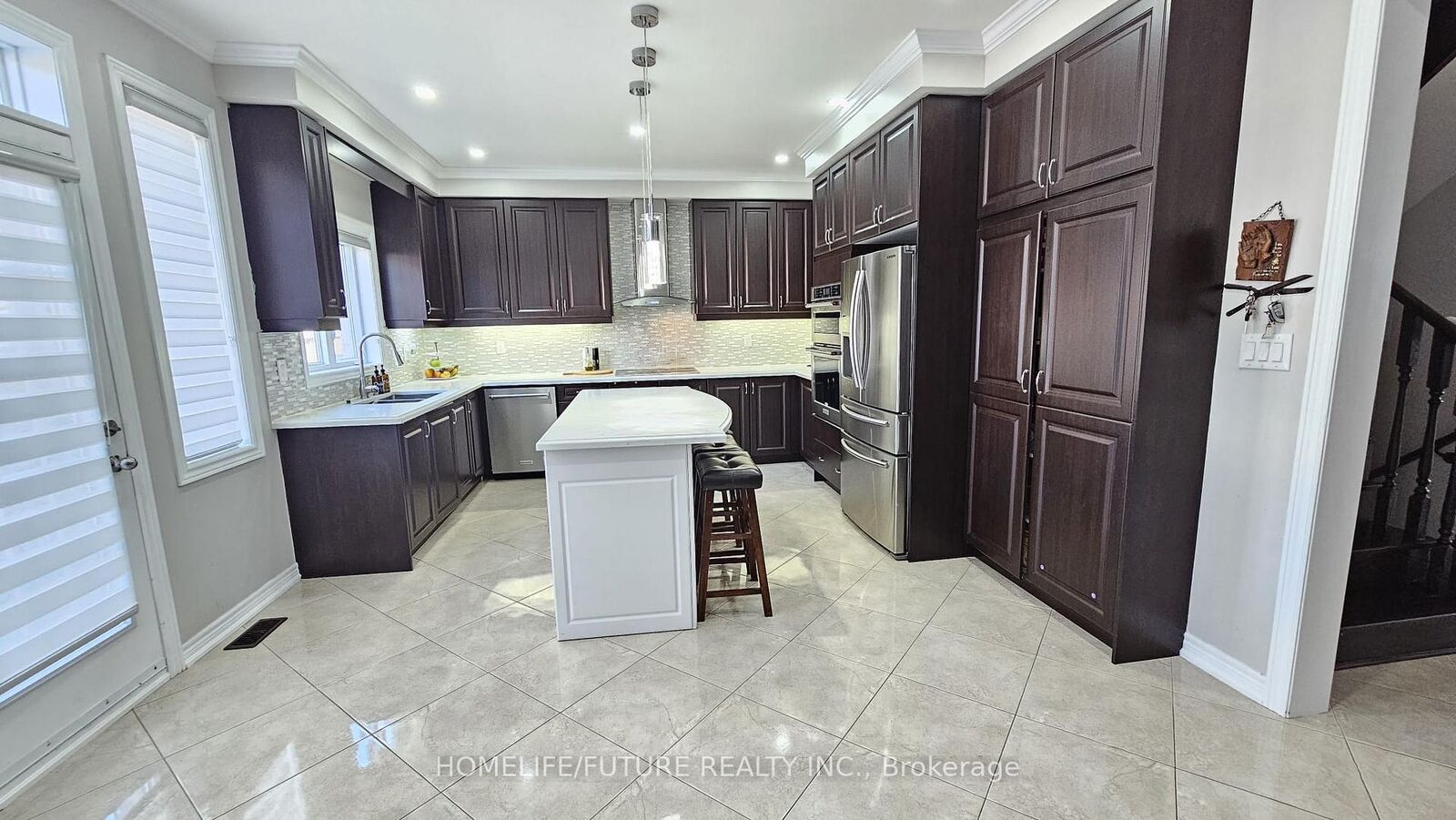 Property Photo:  77 Martin Byrne Drive Main &Amp 2nd  ON L6P 4C7 