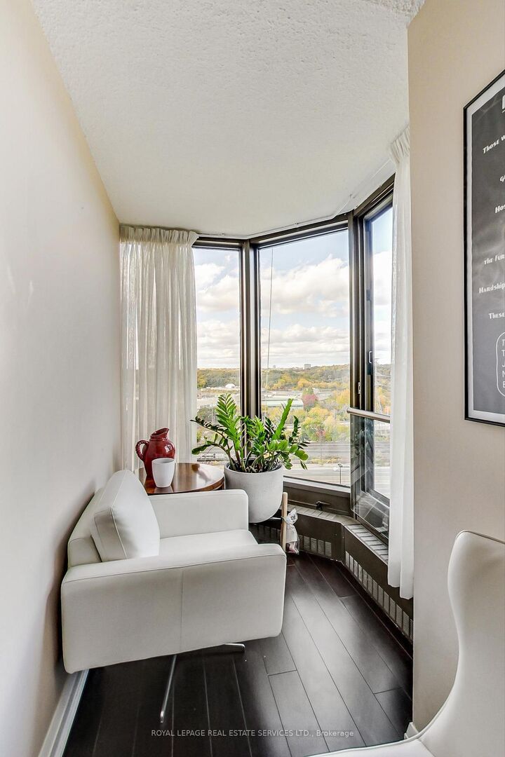 Property Photo: 2045 Lake Shore Boulevard W 1110 ON M8V 2Z6