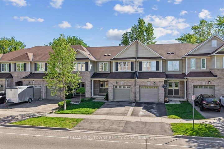 Property Photo: 2020 Colonel William Parkway ON L6M 0L9