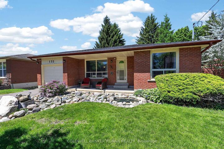 132 Queen Street — photo 1