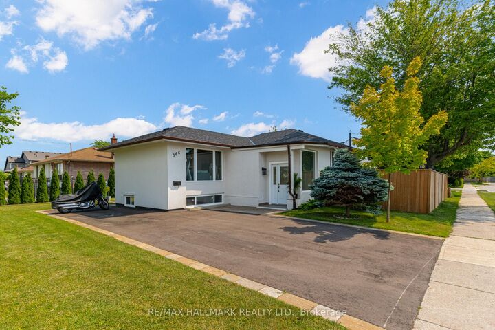 Property Photo: 366 Wildwood Drive ON L6K 1T2
