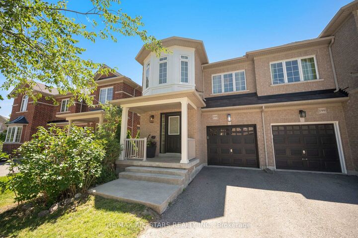 Property Photo: 195 Richard Underhill Avenue ON L4A 0Z4