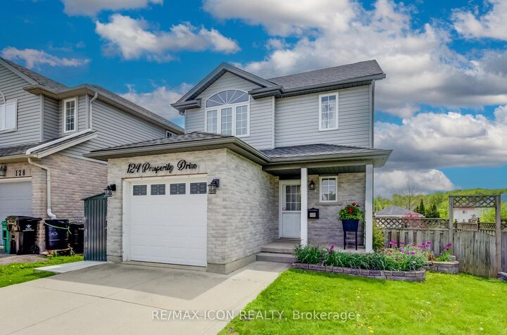 Property Photo: 124 Prosperity Drive ON N2E 4E8