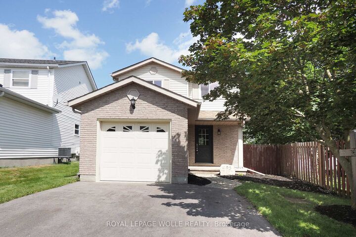 495 Misty Crescent — photo 1