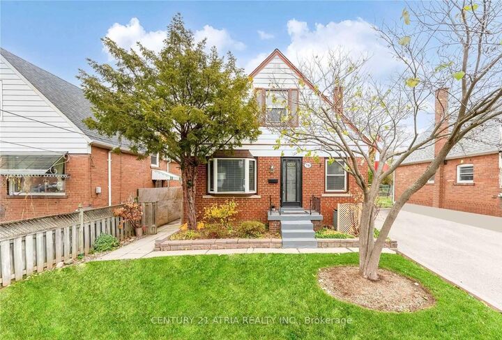 Property Photo:  79 Ellington Drive  ON M1R 3Y2 