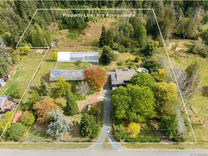 Property Photo: 5633 Strick Rd BC V9Y 7L5