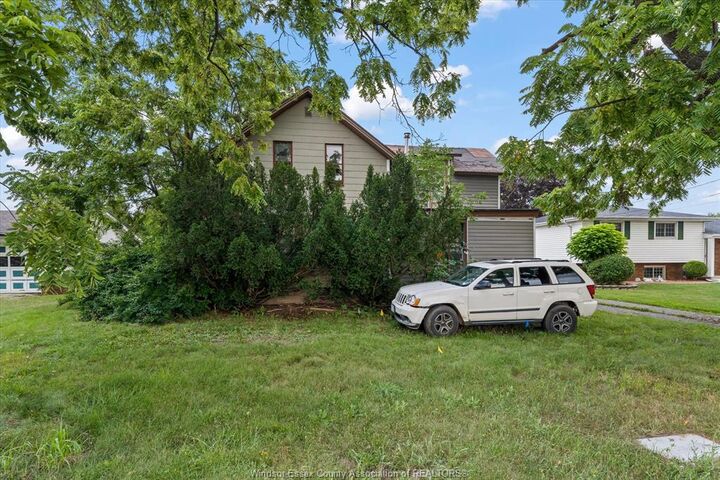 12122 Intersection Road — photo 1