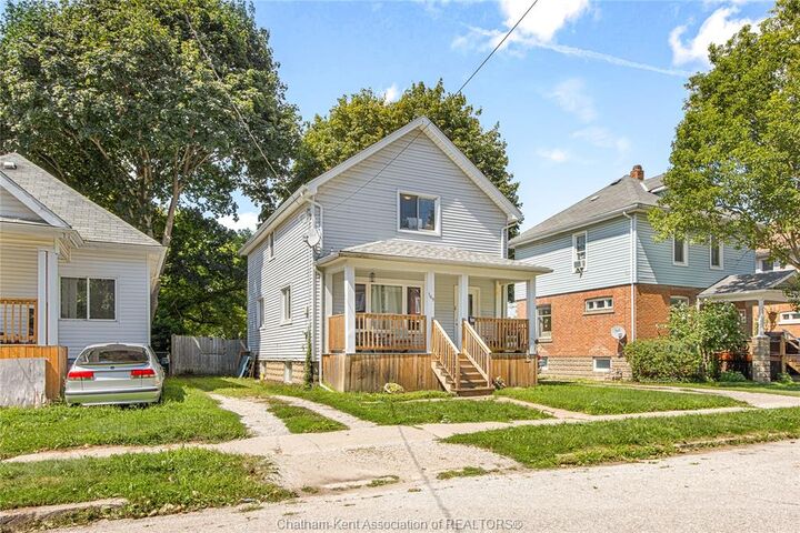 Property Photo: 169 Lorne Avenue ON N7M 1S4