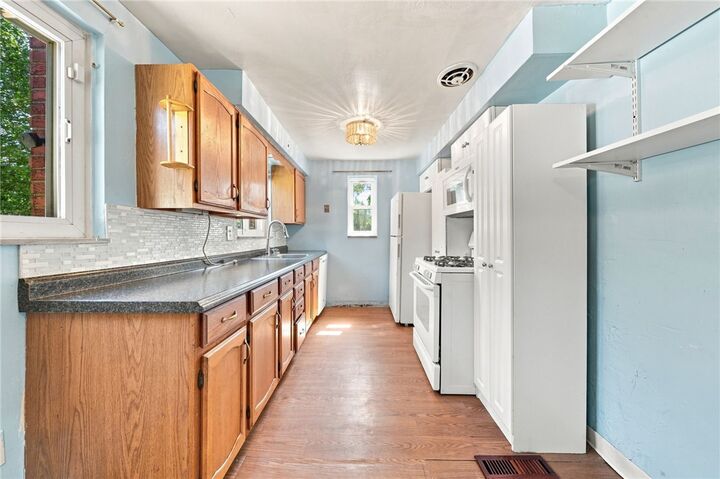 Property Photo: 297 Mahoning PA 15137