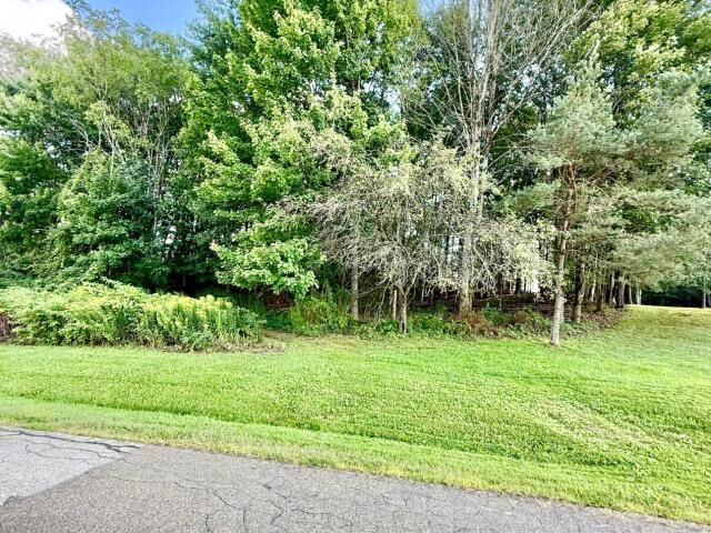Property Photo:  36 Lynn Drive  PA 16365 