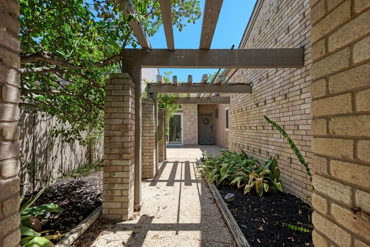 Property Photo:  3837 Steck Avenue  TX 78759 