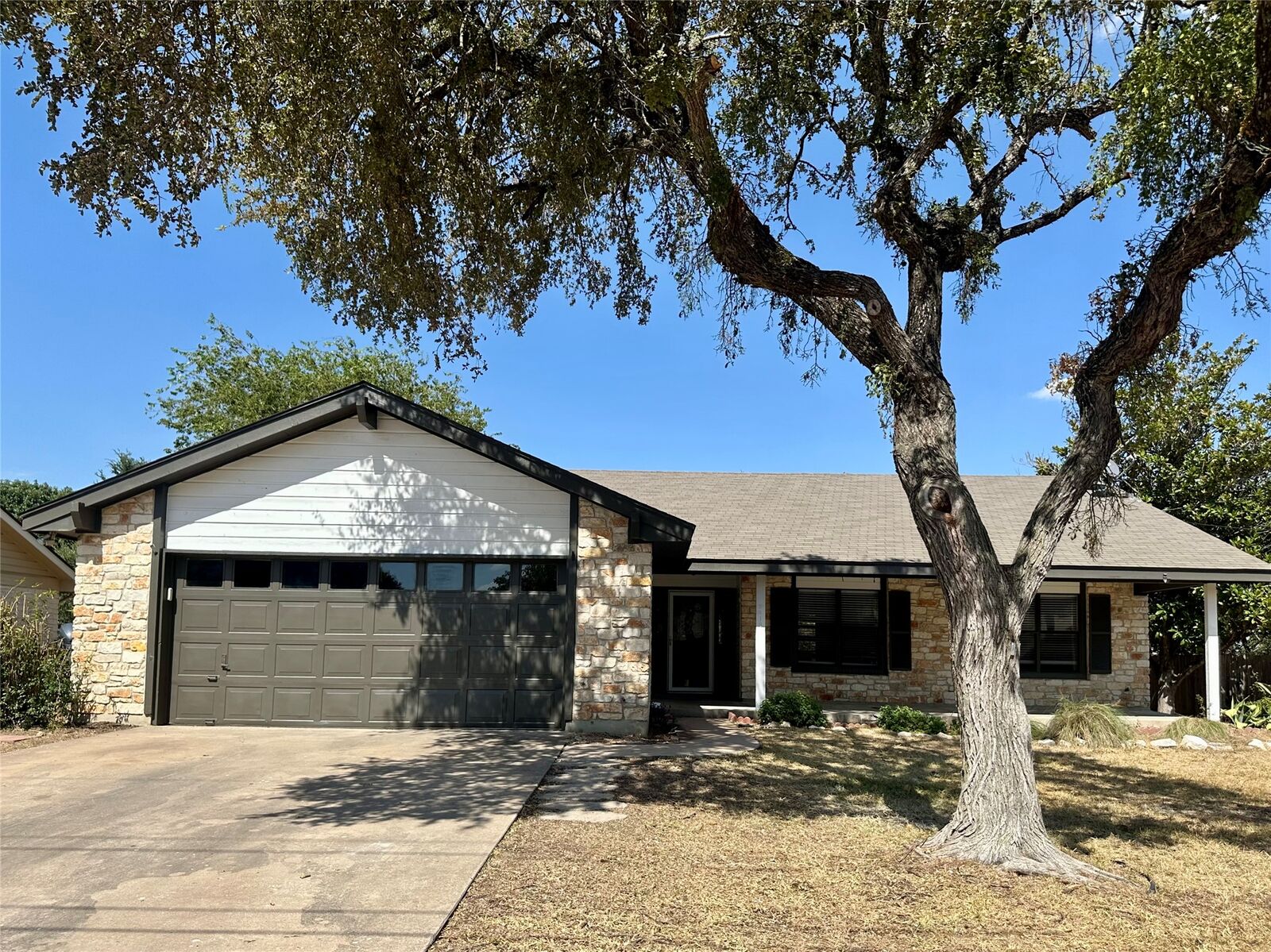 Property Photo:  3419 Bluebonnet Trail  TX 78628 