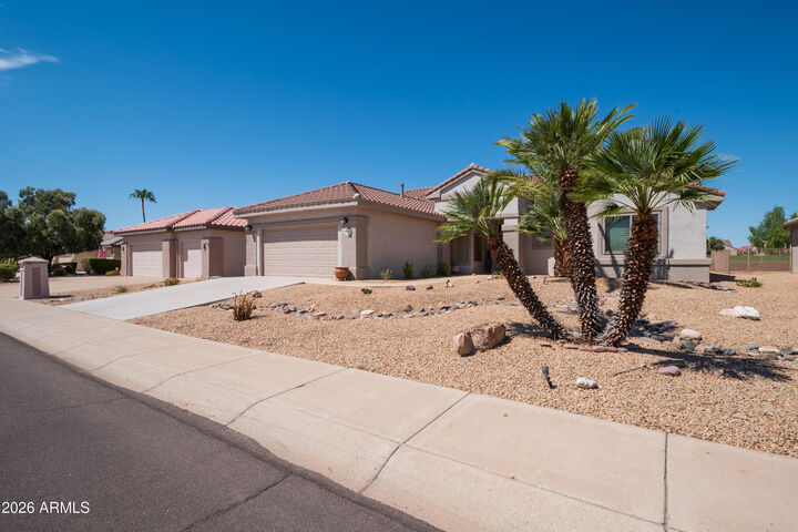 Property Photo:  17686 N Amberwood Drive  AZ 85374 