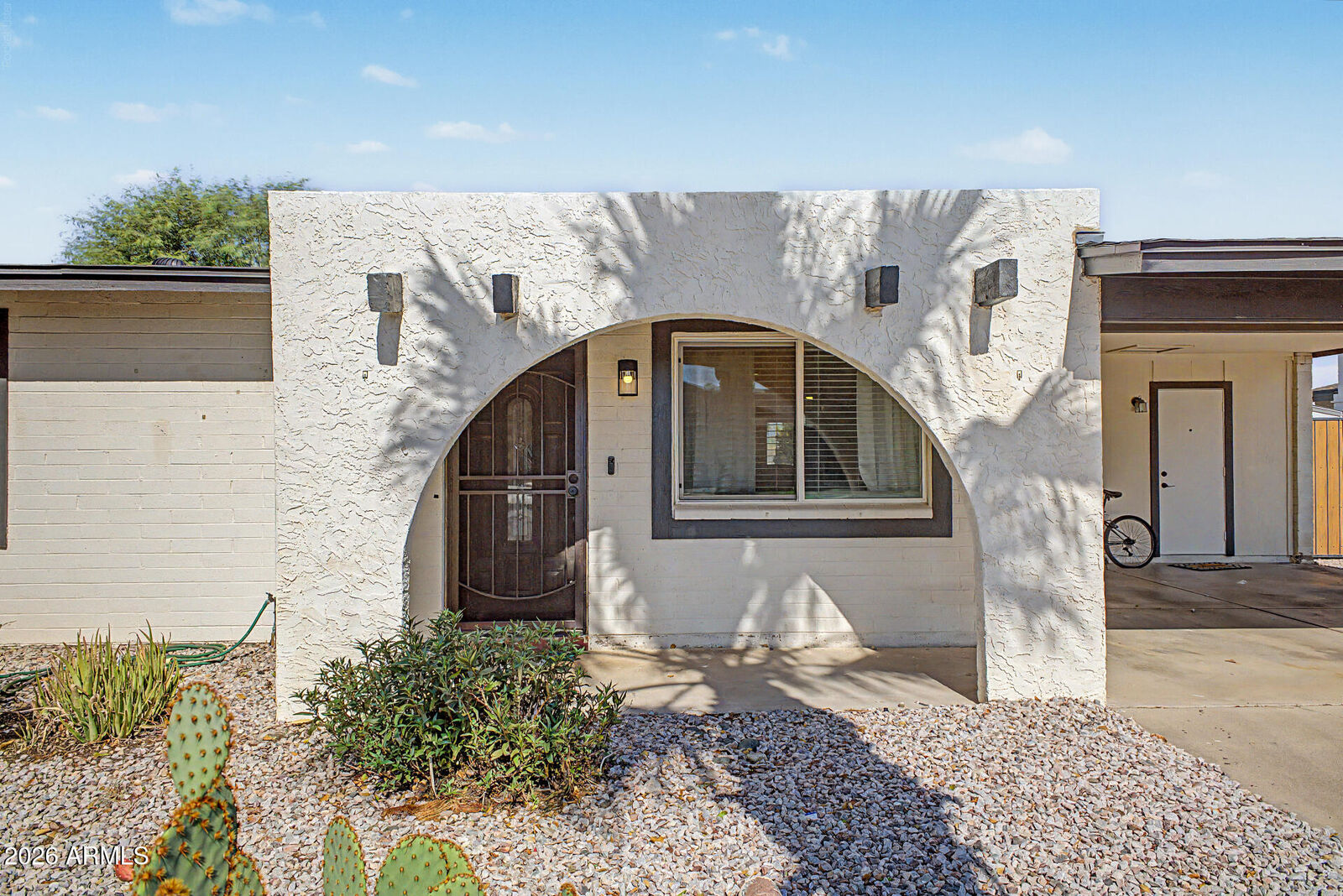 Property Photo:  2345 W Calle Iglesia Avenue  AZ 85202 