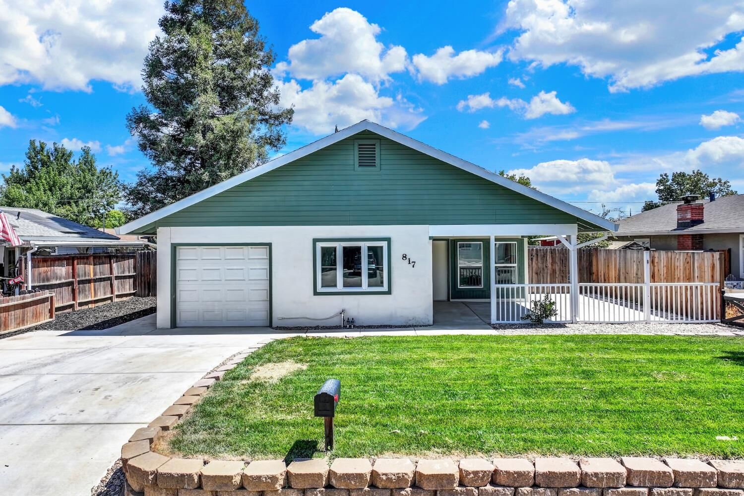 Property Photo:  817 Jefferson  CA 95694 