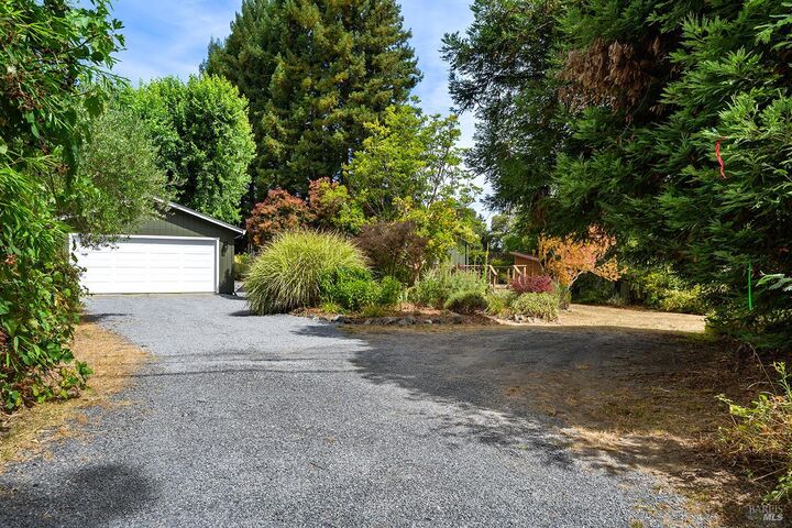 Property Photo:  13190 Dupont Road  CA 95472 