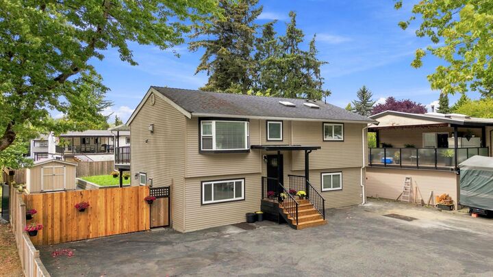 6285 173A Street — photo 1