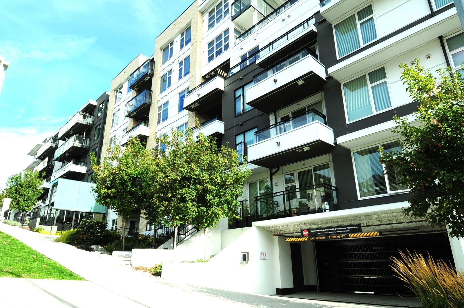 Property Photo:  1012 Auckland Street 307  BC V3M 0M3 