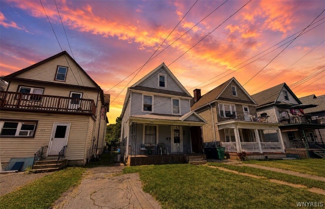 Property Photo:  236 Barton Street  NY 14213 
