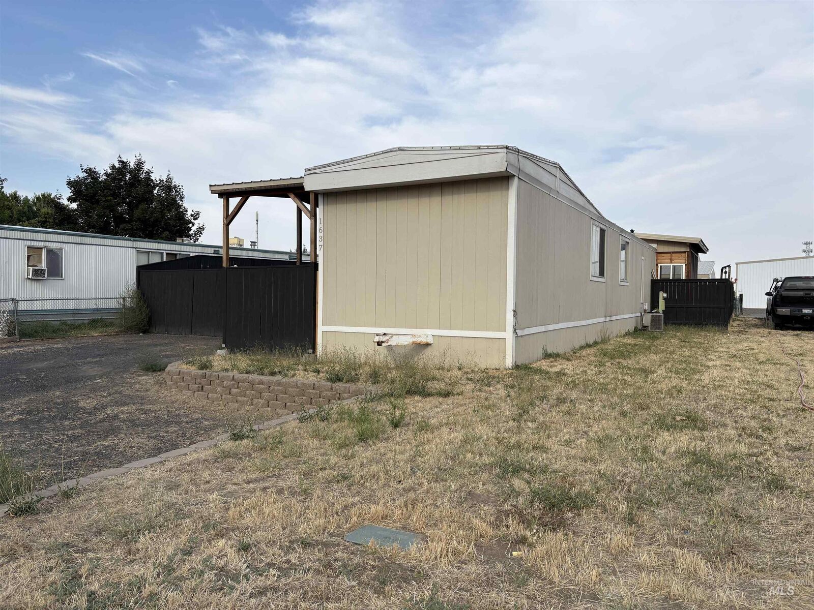 Property Photo:  1637 13th Street  WA 99403 