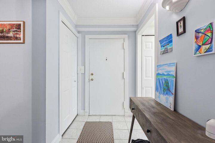 Property Photo:  7600 Tremayne Place 110  VA 22102 