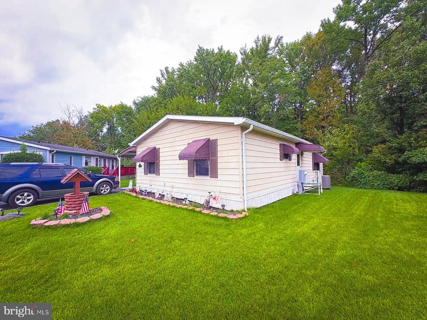Property Photo: 416 Stefan Court MD 21222