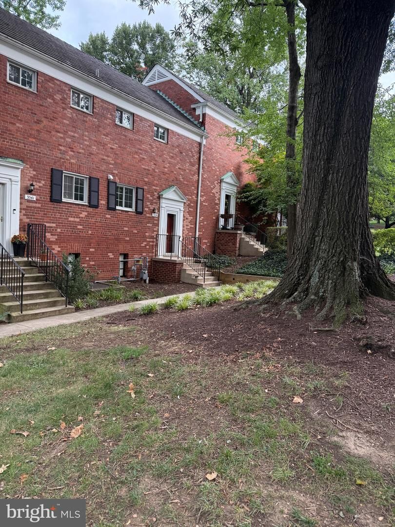 Property Photo:  3539 Martha Custis Drive  VA 22302 