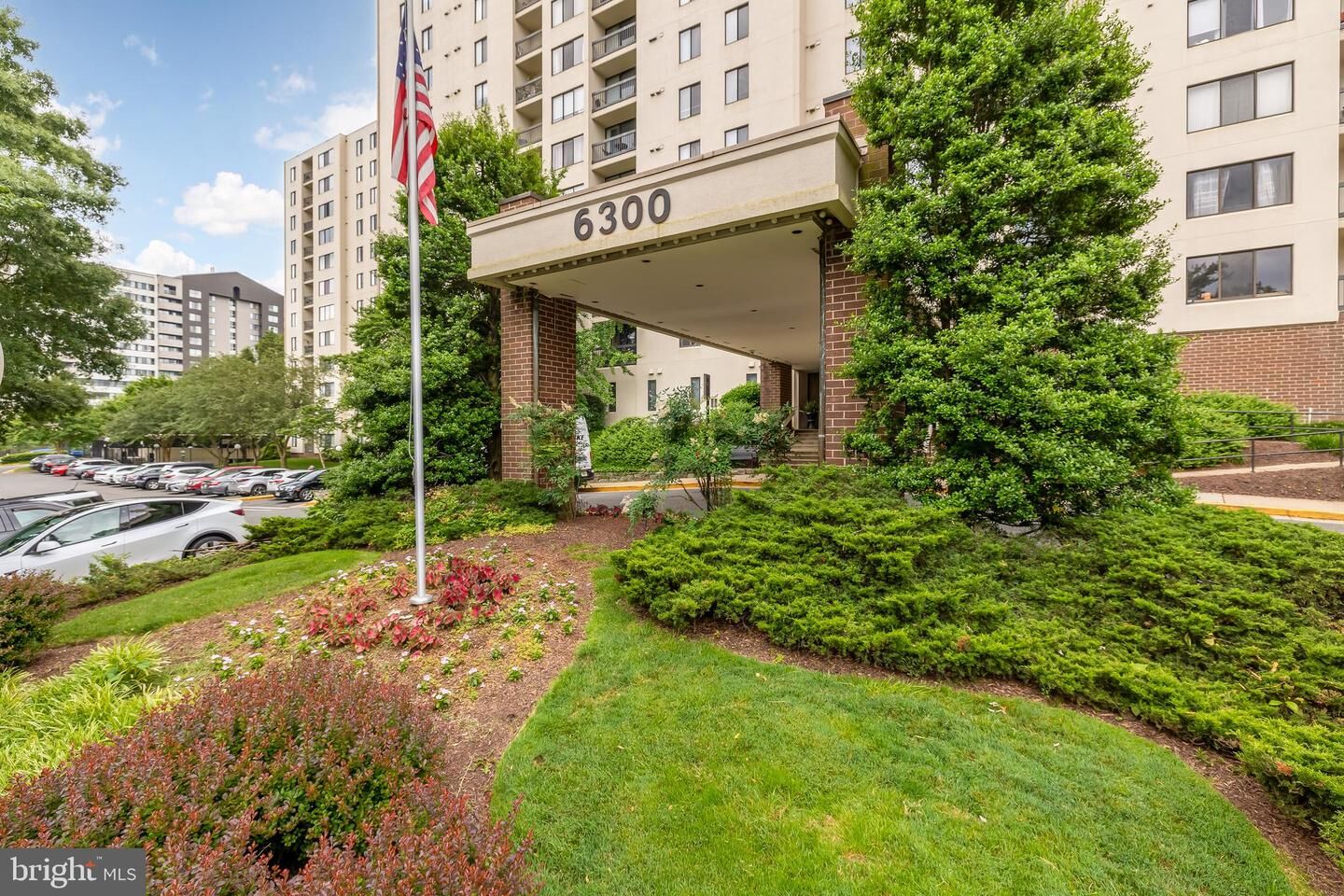 Property Photo:  6300 Stevenson Avenue 503  VA 22304 