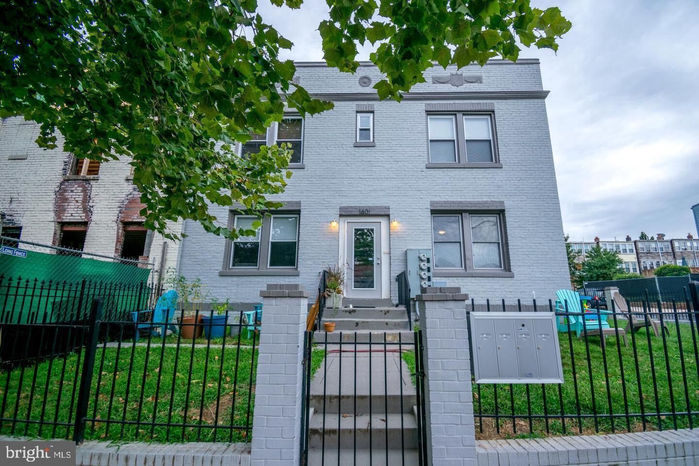 Property Photo:  1601 Isherwood Street NE 1  DC 20002 