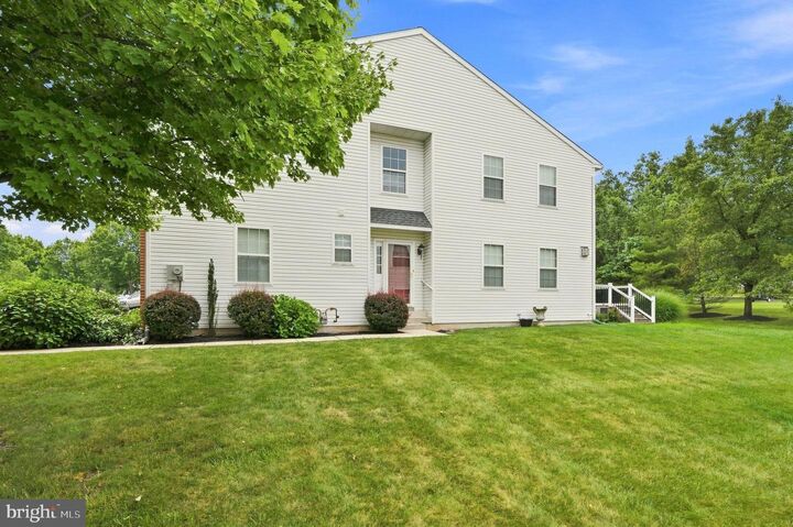 Property Photo: 256 Hampshire Drive PA 18960