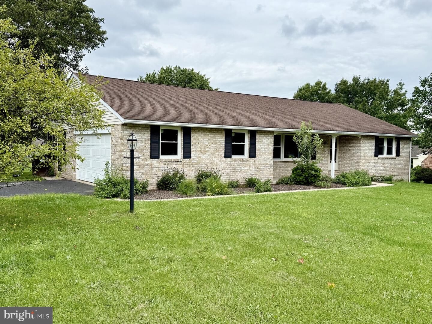 Property Photo:  2911 Federal  PA 19525 
