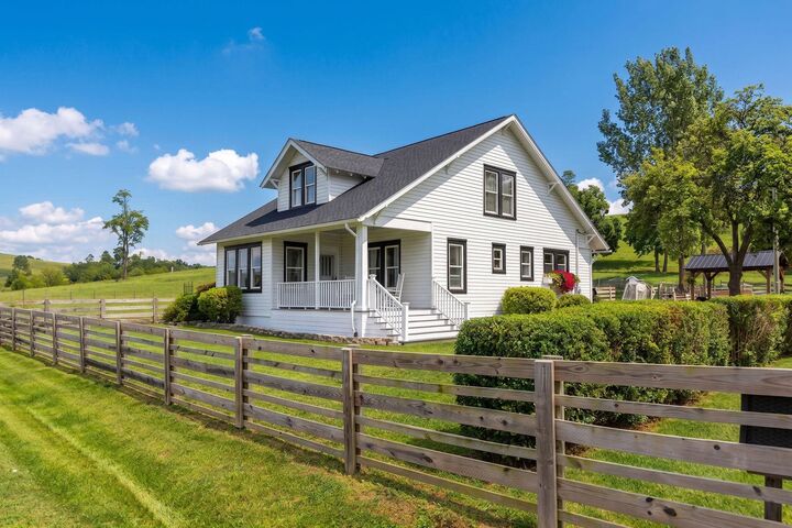 Property Photo:  3392 Middlebrook Rd  VA 24401 