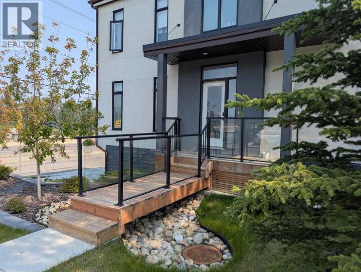 Property Photo: 2857 12 Avenue Southwest AB T3C 3Y7