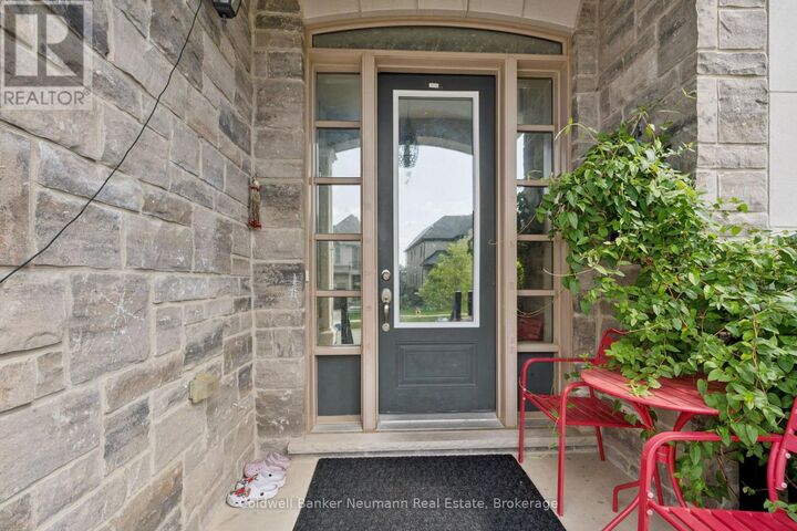 Property Photo: 216 Forest Creek Drive ON N2R 0M2