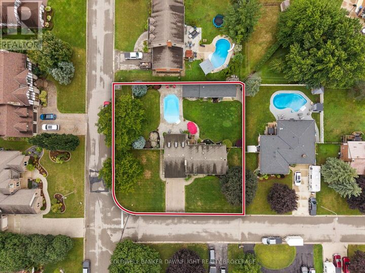 Property Photo:  283 Churchill Drive  ON N0M 1S1 