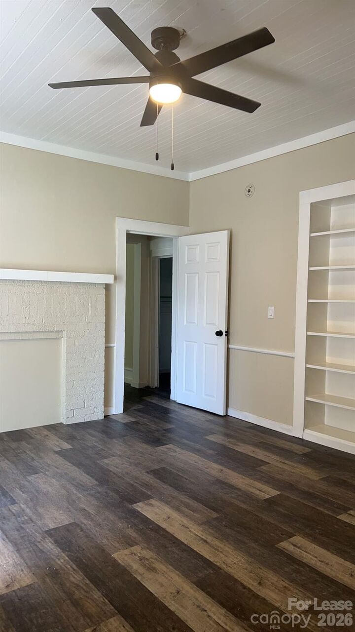 Property Photo: 201 E 3rd Avenue NC 28052