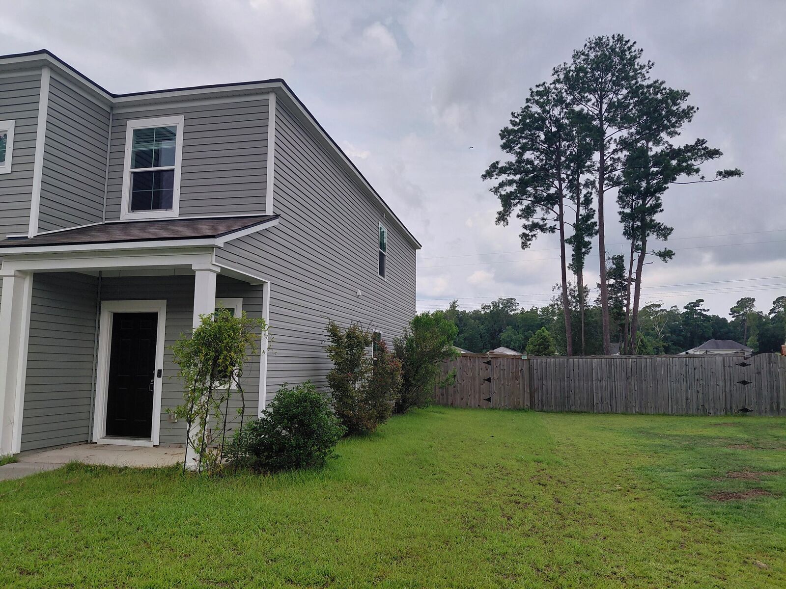 Property Photo: 333 Matuskovic Drive SC 29414