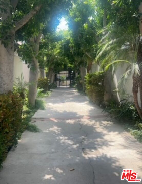 Property Photo: 5951 Canterbury Dr, Unit 14 CA 90230