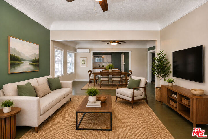 Property Photo: 547 N St Louis St CA 90033