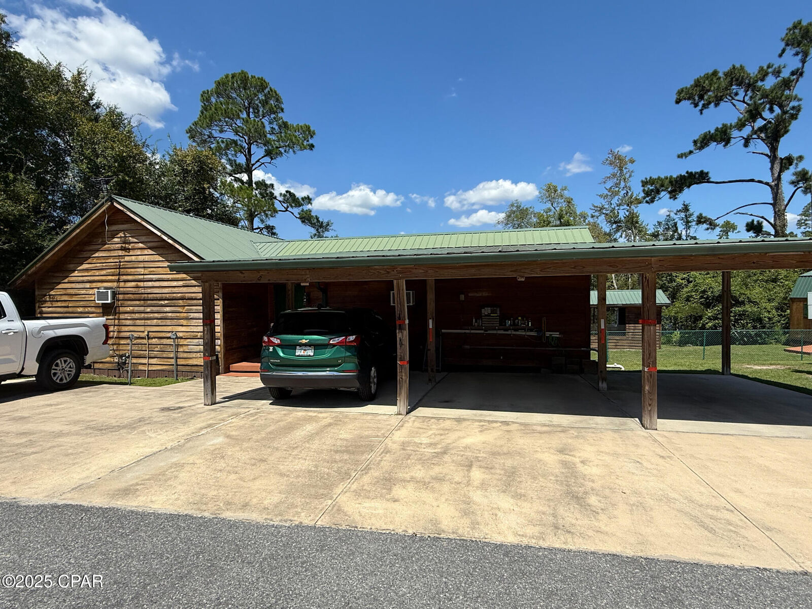 Property Photo: 2678 Linda Lane FL 32420