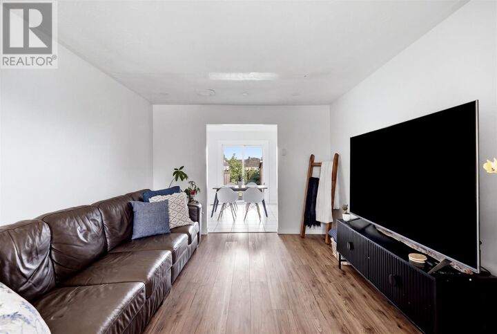 Property Photo:  150A McFadden Ave  ON P6C 4T2 