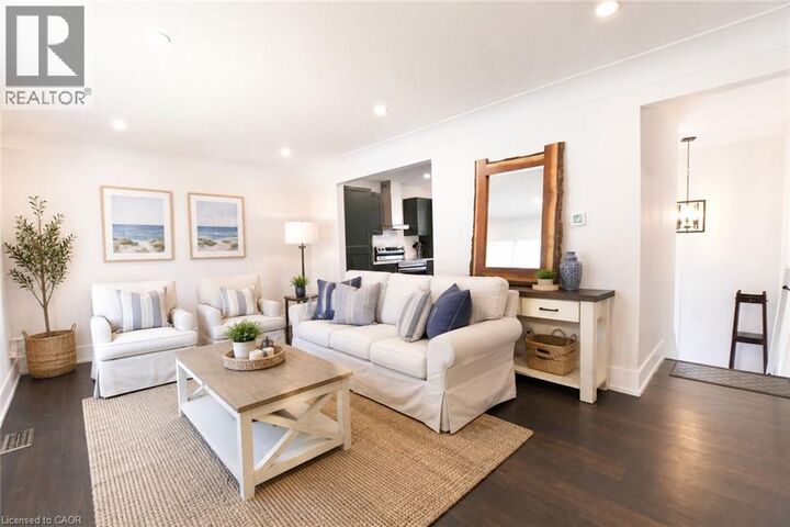 Property Photo:  694 Upper Ottawa Street  ON L8T 3T6 