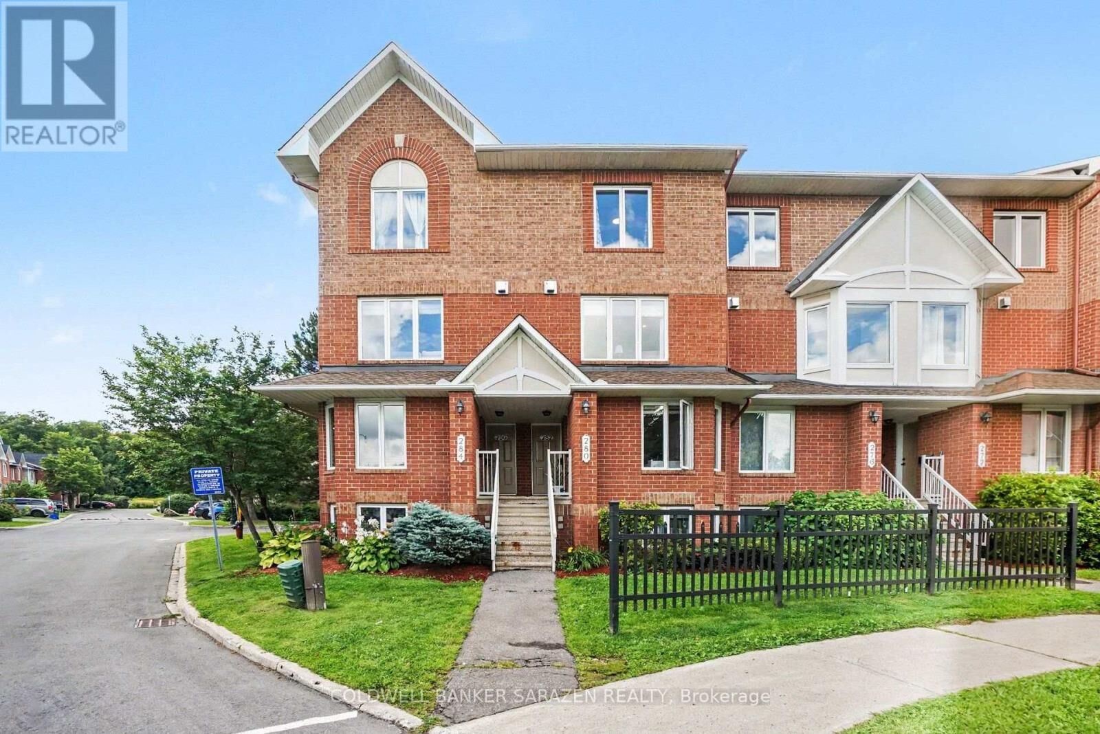 Property Photo:  282 Cresthaven Drive 11  ON K2G 6W4 
