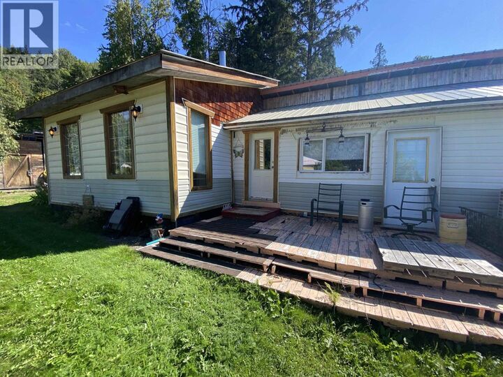 4451 Scotton Avenue — photo 1