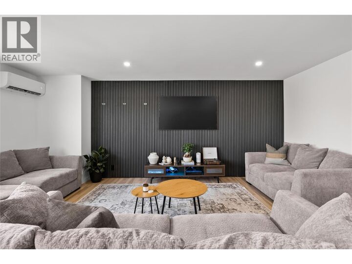 Property Photo: 1915 Pacific Court 504 BC V1Y 8B3