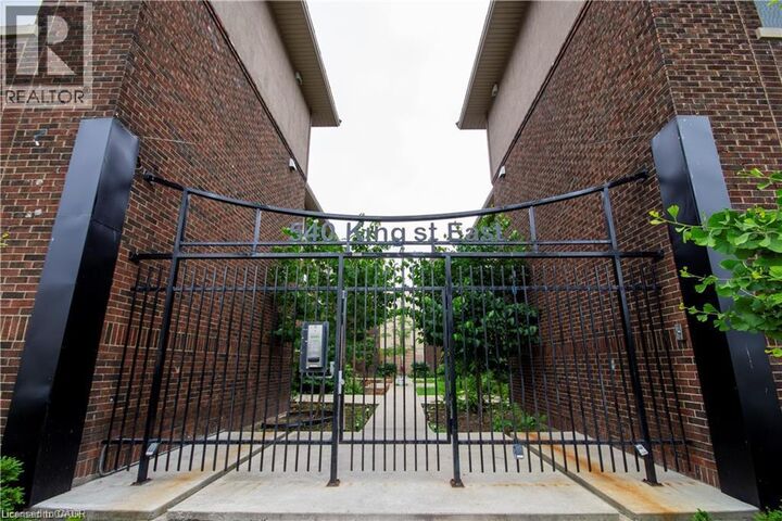 540 King Street East B8 — photo 1