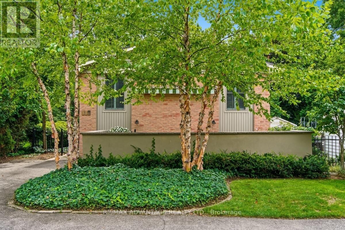 Property Photo:  195 Emery Street East Rear  ON N6C 2E3 