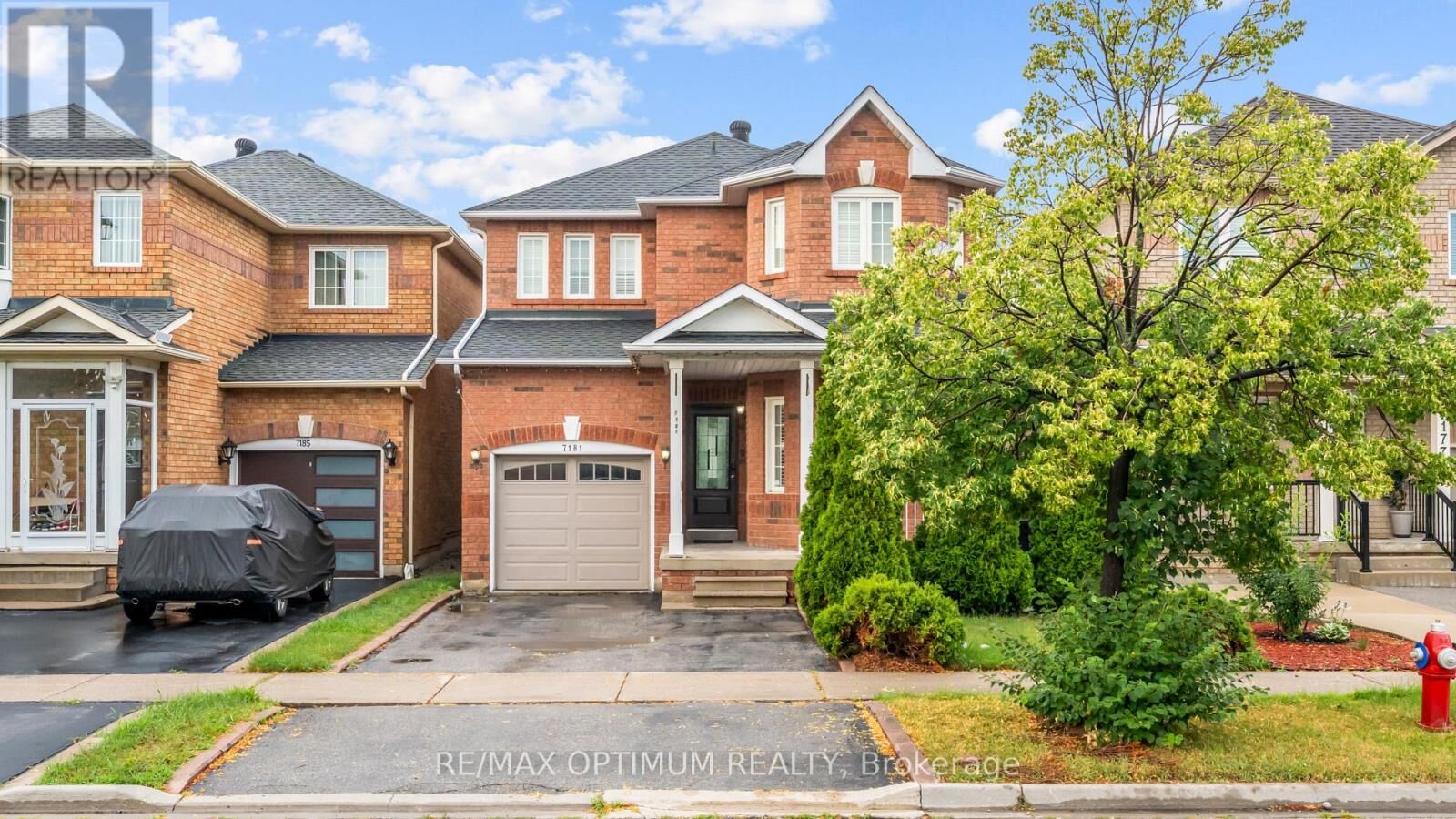Property Photo: 7181 Tabbyman Walk ON L5W 1K4